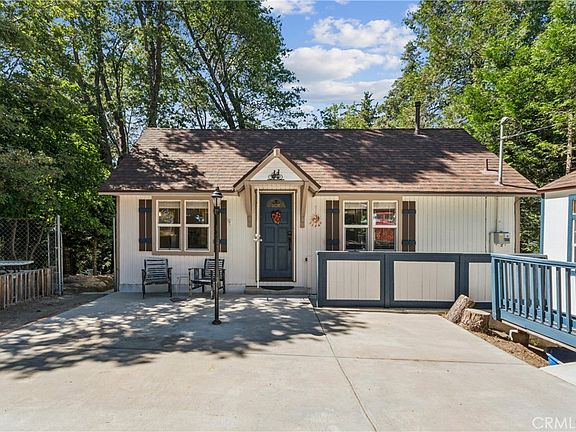 4th image of 26472 Lake Forest Dr