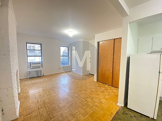 2nd image of 259 W 29th St APT 4E