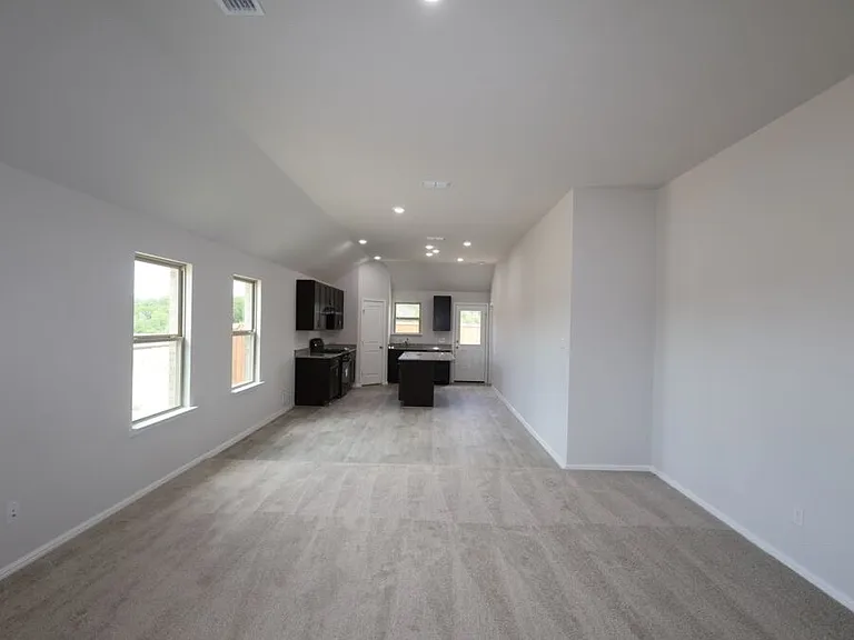 2108 Osage Trl — Photo 3