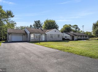 1925 Virginia Ave, Dover, PA