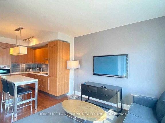 4th image of 80 John St #1108