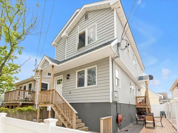 14 Kirgan Court, East Rockaway, NY 11518