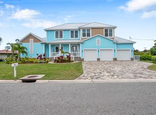 705 Gran Kaymen Way, Apollo Beach, FL 33572