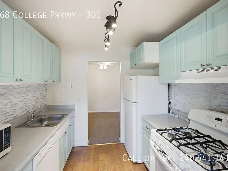 868 College Pkwy #301 — Photo 8