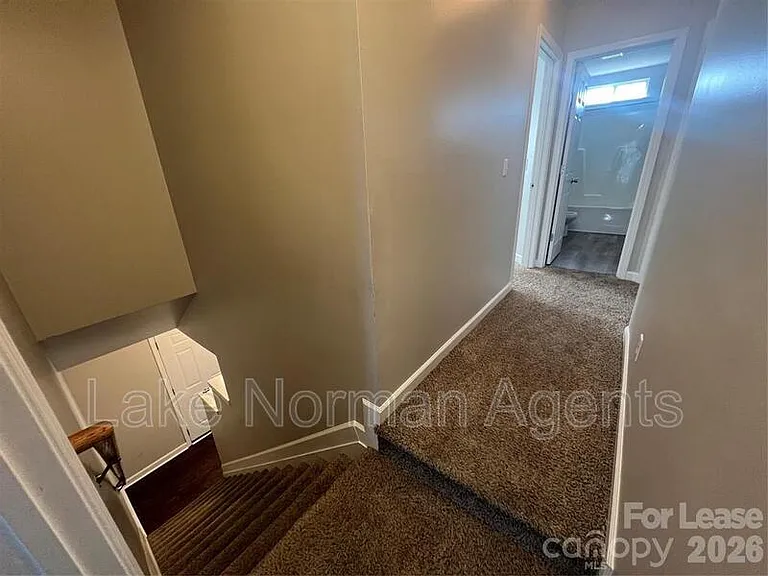 909 Rucker Cliff Dr — Photo 17