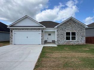410 Partisan Dr, Phenix City, AL 36870