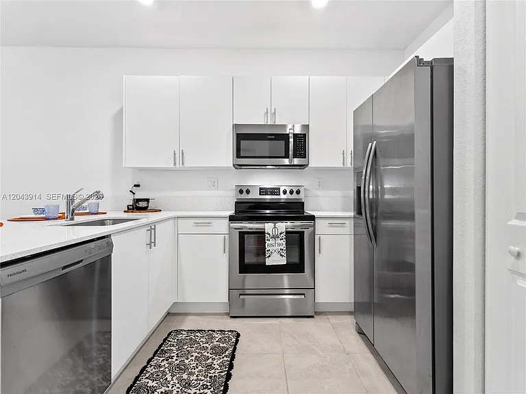 28562 SW 134th Ct — Photo 22