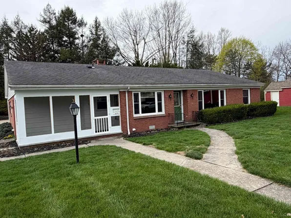 116 Sherman St, Blissfield, MI 49228