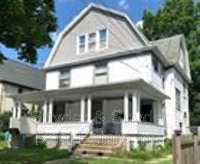 191 Rhodes Ave #4 — Photo 8