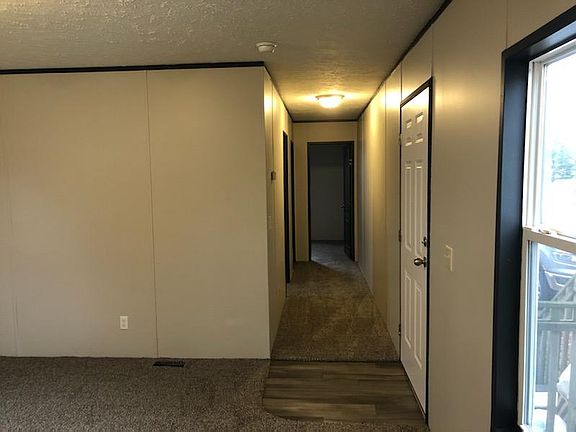4th image of 589 Triann Dr SE #198