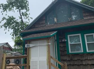 86 Iroquois Rd, Stamford, CT 06902