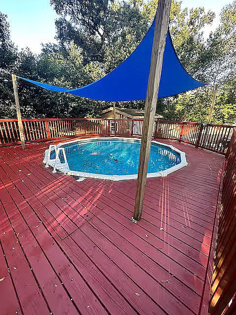 1st image of 105 Rue Max St