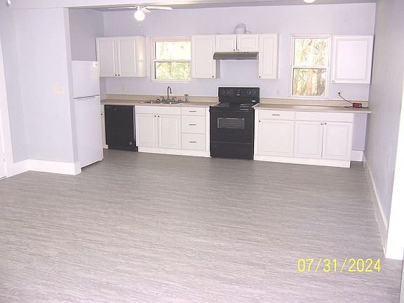 2nd image of 2865 Texas 236 Hwy