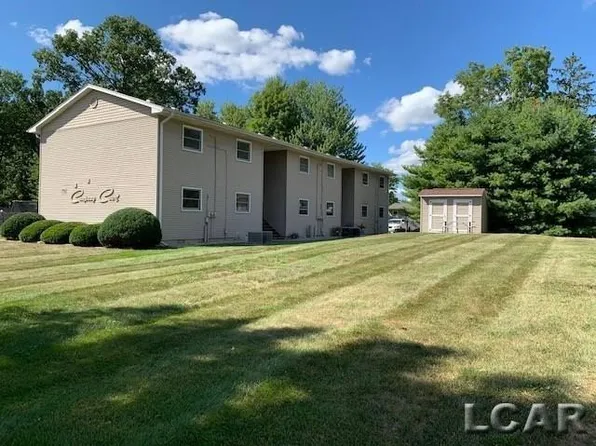712 Company St APT 1, Adrian, MI 49221