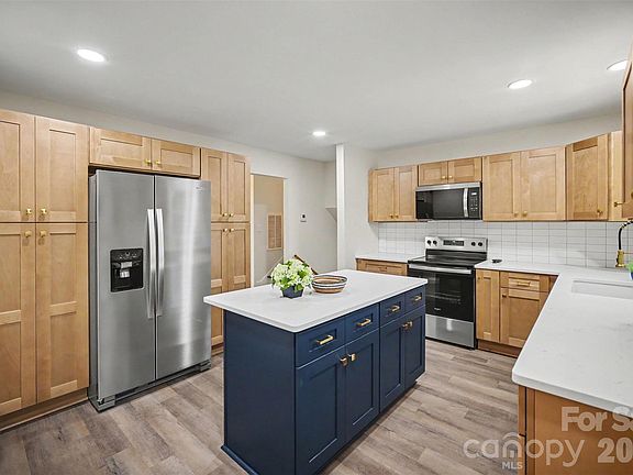 4th image of 5324 Cheval Pl