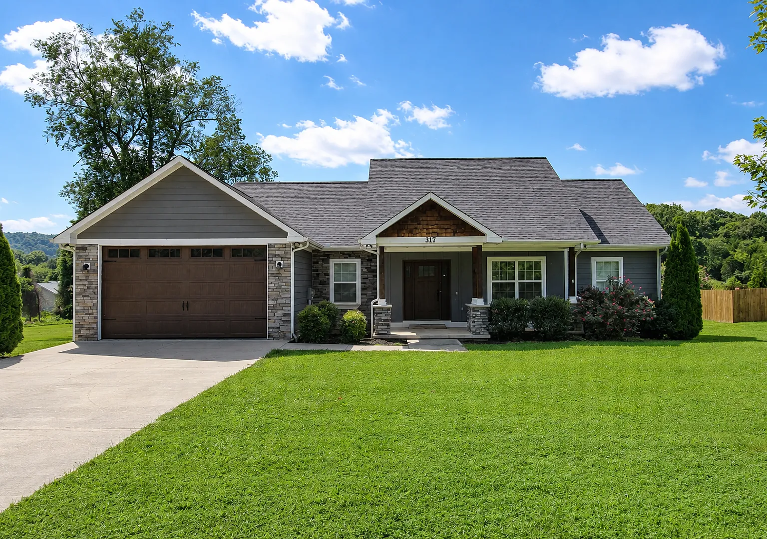 Inviting 3-Bedroom Home with Fireplace and Large Wooden Deck in Sparta — Photo 1