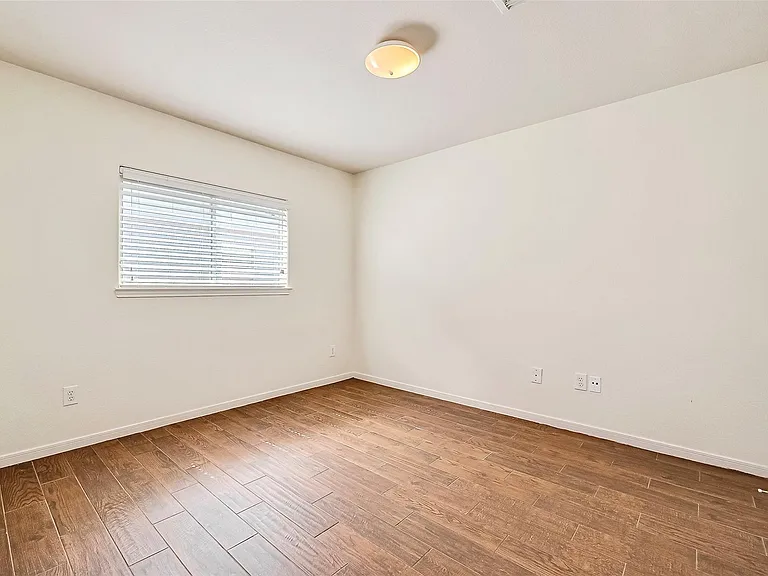 19319 Summer Island Way — Photo 18