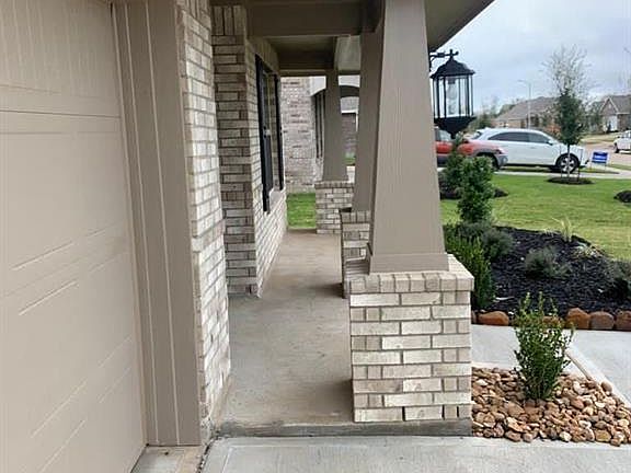 4th image of 2422 Autumn Hills Ln