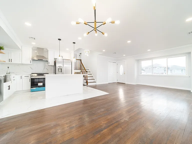 8 Spector Ln — Photo 5