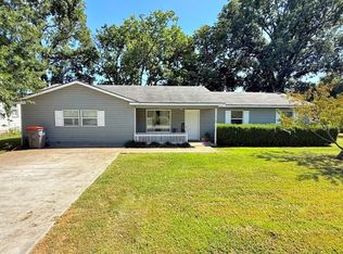 1518 80th St NW, Grove, OK 74344