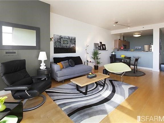 3rd image of 1310 Fillmore St #Penthouse 2d