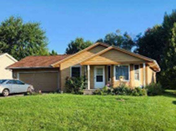 1st image of 211 Thornhill Dr SW