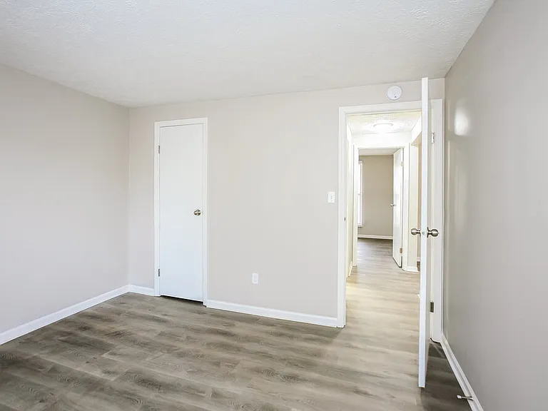 8291 Ontario Ln — Photo 13