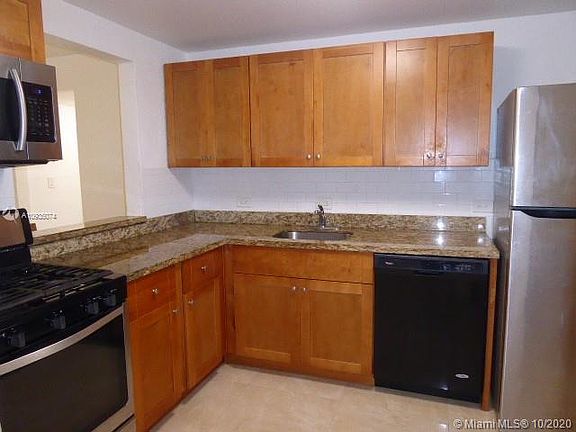 4th image of 6900 N Kendall Dr APT A208