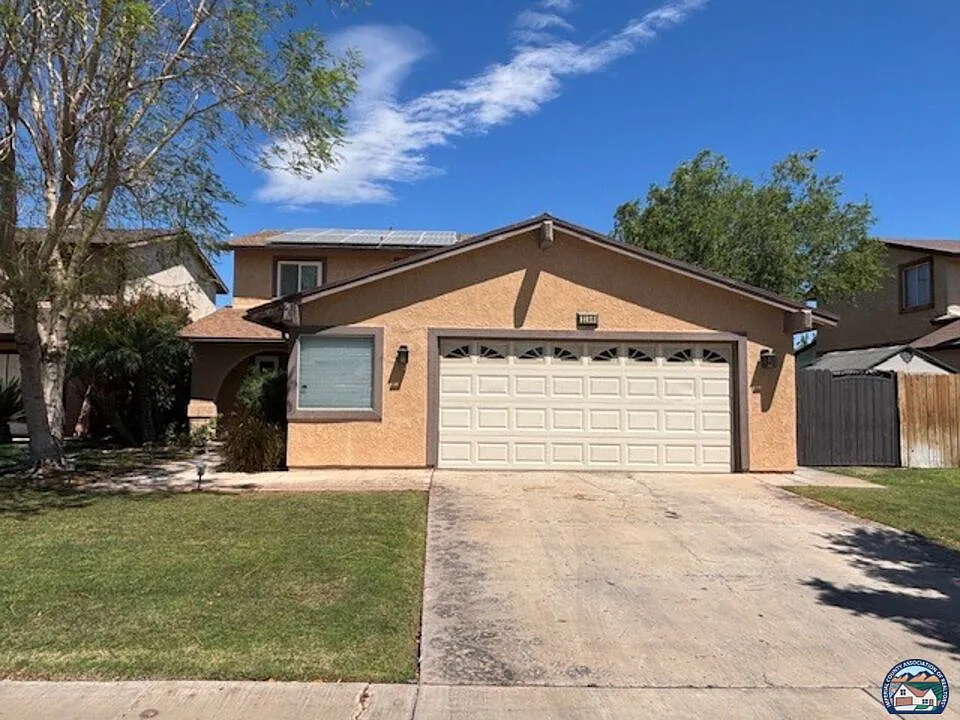 2150 W Hamilton Ave