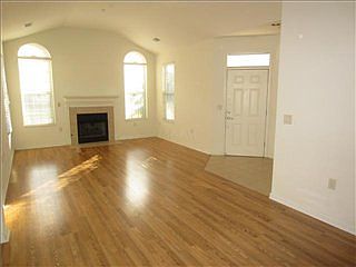 3rd image of 1683 W Southfield Cir