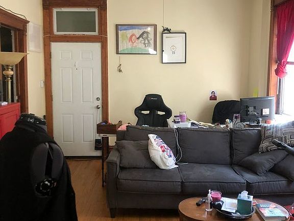 4th image of 1220 N Washtenaw Ave APT 1R