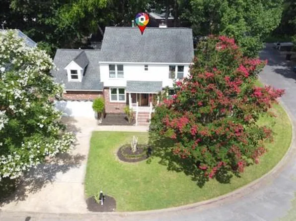 424 Supplejack Ct, Chesapeake, VA 23320