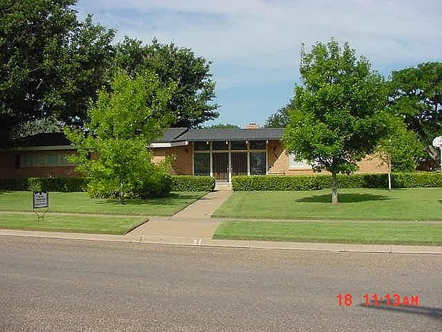 1st image of 147 N Texas St