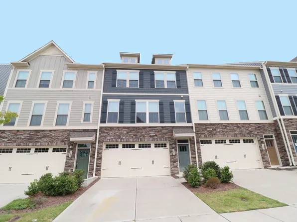 1242 Channing Park Cir, Cary, NC 27519
