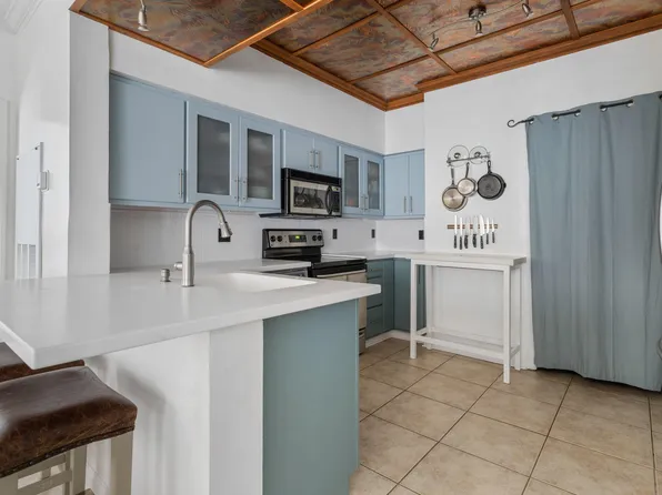 700 Daniel Ellis Dr APT 8108, Charleston, SC 29412