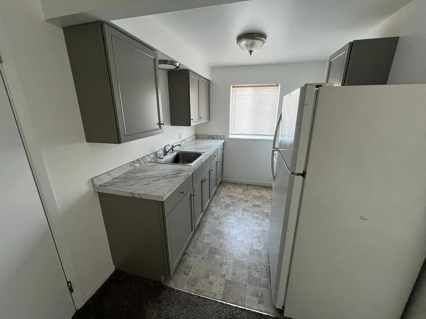 Center Terrace Apartment #2 — Photo 4