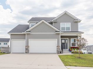 1603 Crabapple Ln, Granger, IA 50109