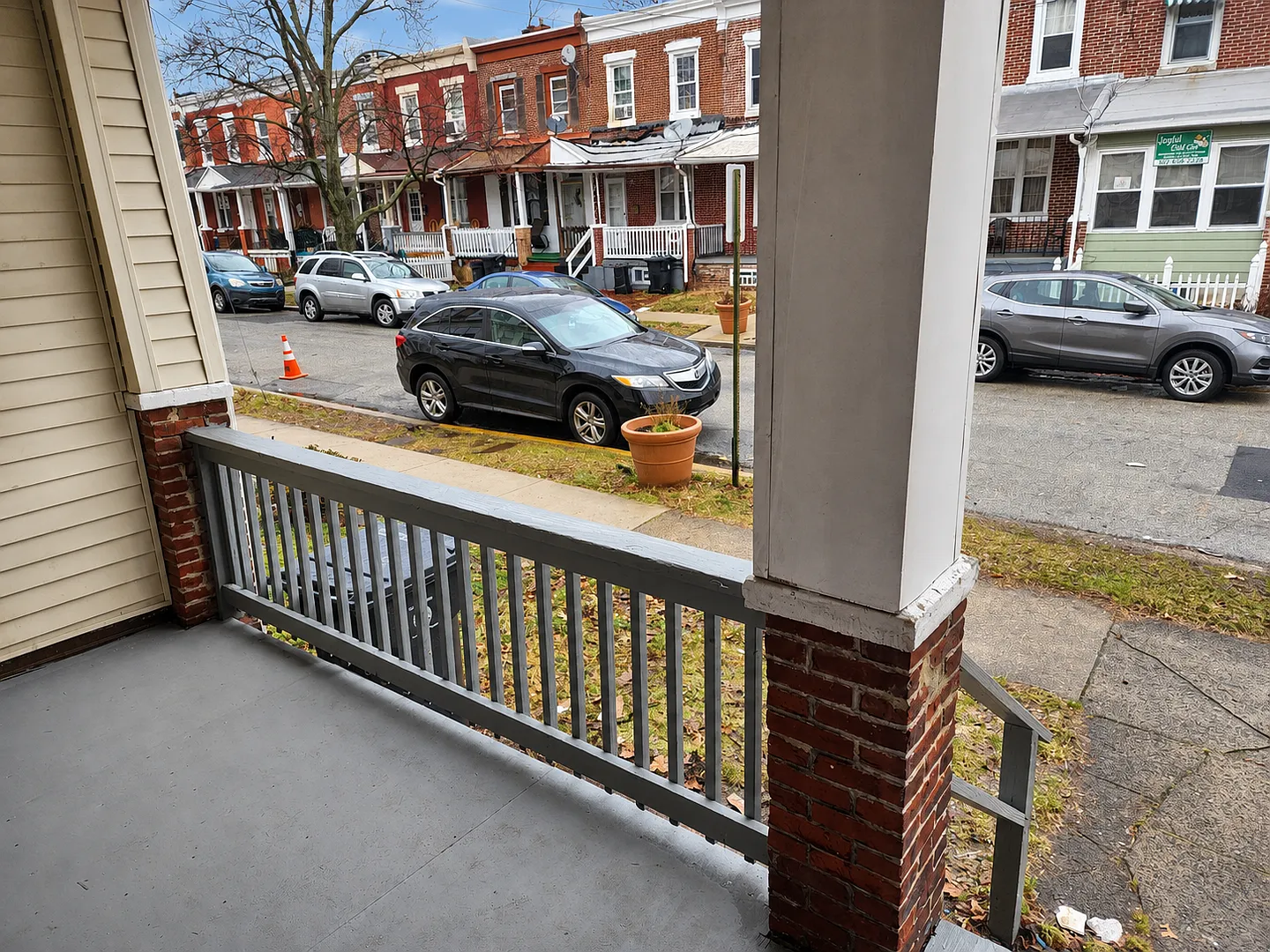 834 E. 17th St. — Photo 2