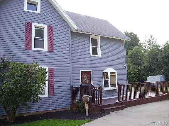 2nd image of 17 Bank St