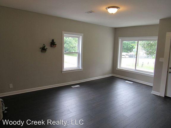 5th image of 3407 Keith Ave