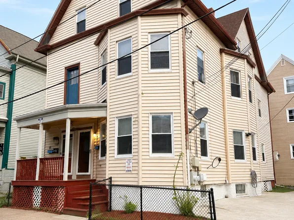 19 Emmett St Floor 1, Providence, RI 02903