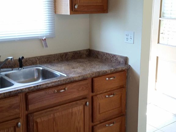 3rd image of 7127 W Meadowbrook Ave
