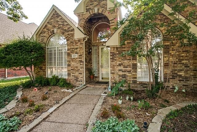 1st image of 6829 Wedgestone Dr