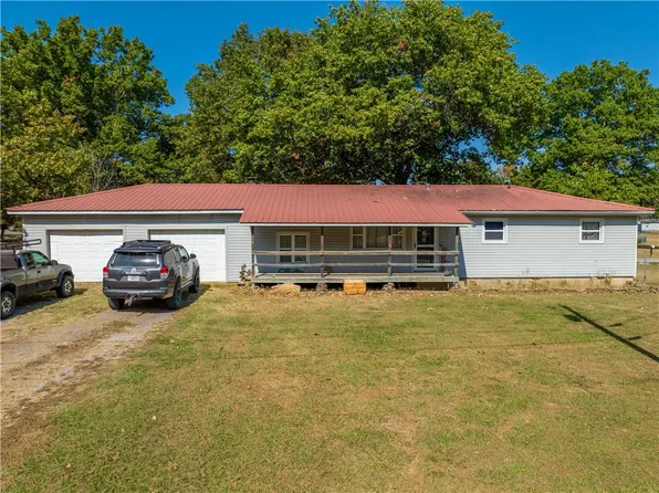 708 Shoffner Loop, Elkins, AR 72727