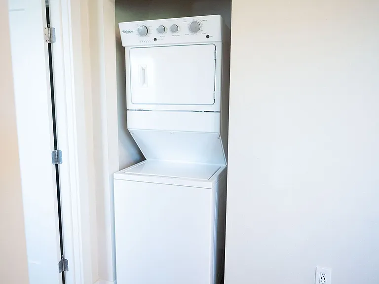 3715 McKinley Ave #207 — Photo 34