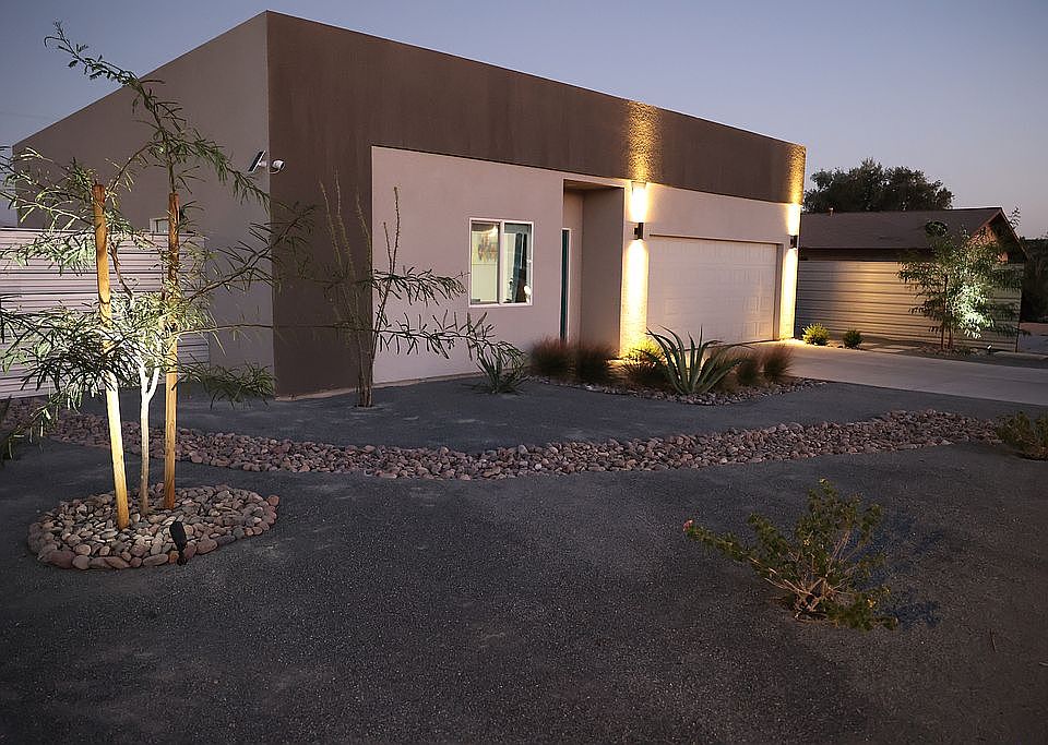 1st image of 13826 Caliente Dr