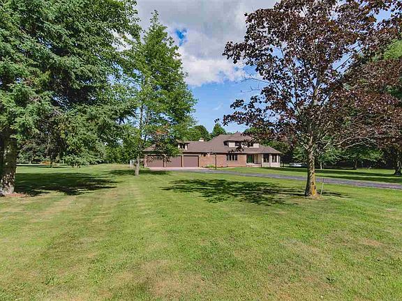 5th image of 4699 Creek Valley Ln