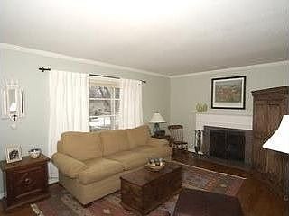 2nd image of 5829 Alhambra Dr