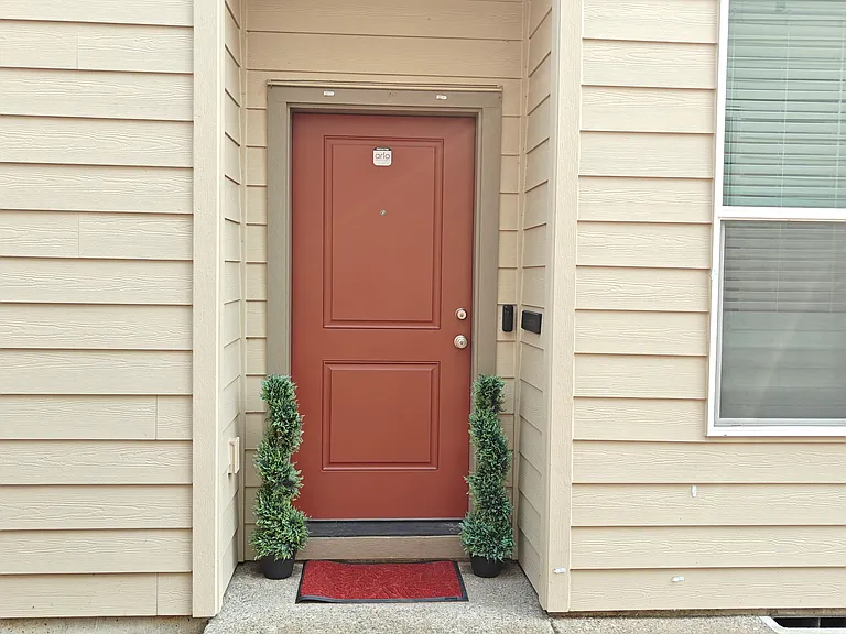 842 S 24th Ave — Photo 3