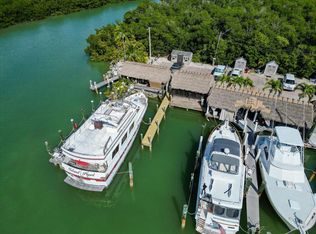 100 Avenue I #1B, Marathon, FL 33050